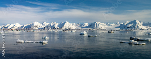 Fototapeta Naklejka Na Ścianę i Meble -  Svalbard