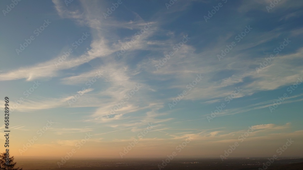 Fototapeta premium Abenddämmerung über Seeheim Jugenheim