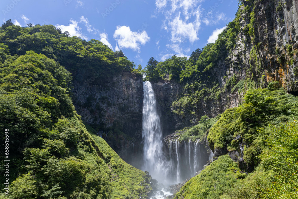 華厳の滝