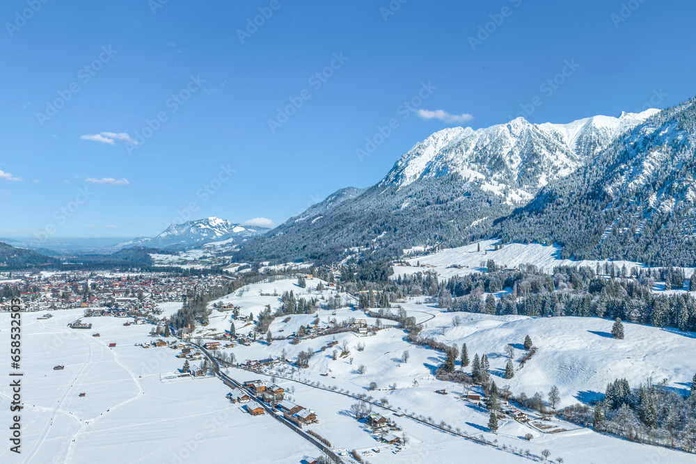 Traumhafter Wintertag bei Oberstdorf im Oberallgäu