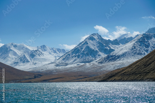 Fototapeta Naklejka Na Ścianę i Meble -  Views of Lake Kol Ukok in the Naryn region near Kochkor in Kyrgyzstan.