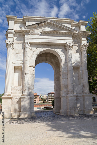 Obraz na płótnie Arco dei Gavi in Verona w salonie