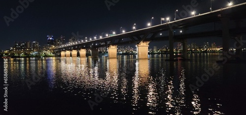Korean scenery - view of the Bridge in the middle of the night 2