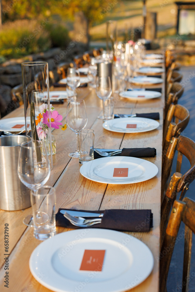 Fototapeta premium Wedding bbq dinner plates