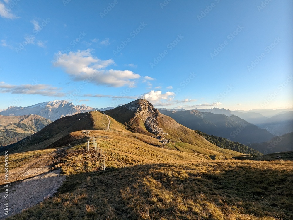 Obraz premium Beautiful landscape of Italian dolomites-with mountain meadows,lakes and rocky and sharp mountain tops,Dolomite Alps mountains, Trentino Alto Adige region, Sudtirol, Dolomites, Italy