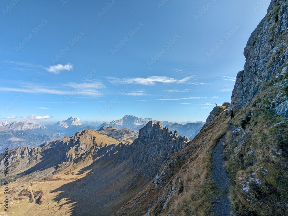 Naklejka premium Beautiful landscape of Italian dolomites-with mountain meadows,lakes and rocky and sharp mountain tops,Dolomite Alps mountains, Trentino Alto Adige region, Sudtirol, Dolomites, Italy