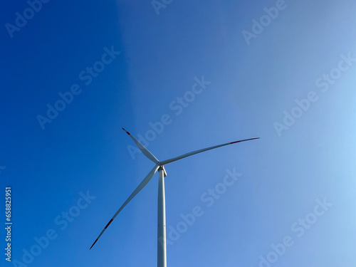 Wind power plants — wind power plants for generating electricity © yarm_sasha