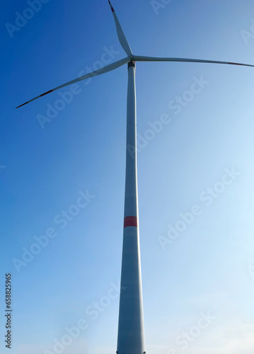 Wind power plants — wind power plants for generating electricity © yarm_sasha