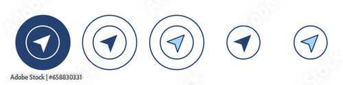 Compass icon vector. arrow compass icon sign and symbol