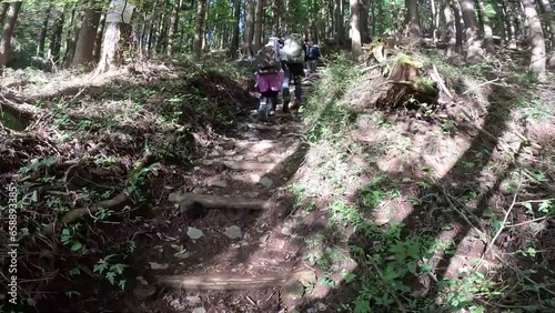 Mt. Tonodake is the highest peak along the Omote Ridge  that runs between Mt. Oyama and Nabewari Ridge . It has easy access, being about 80 minutes to Shibusawa Station from both Shinjuku and Tokyo. photo