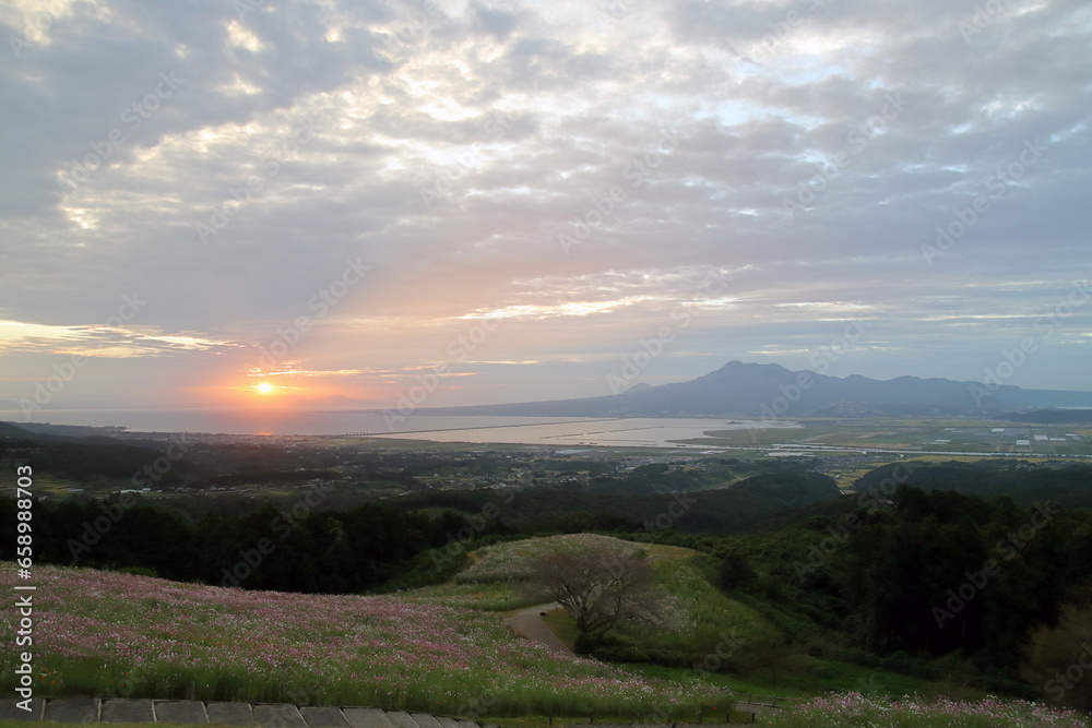 長崎の白木峰高原からの朝日