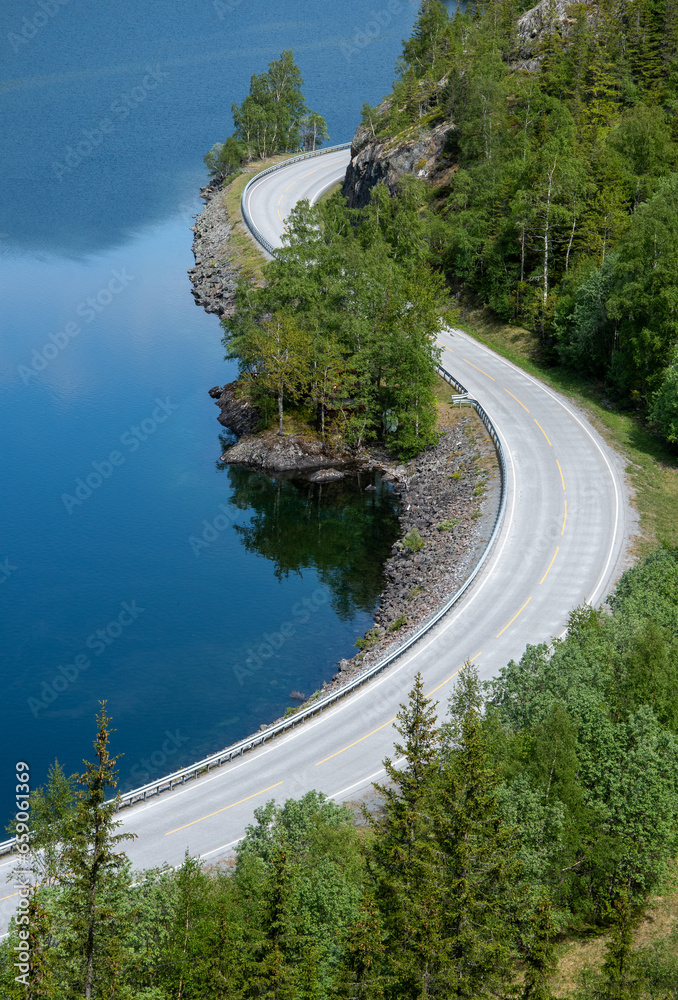 Fototapeta premium Landscape photo of lake and mountains