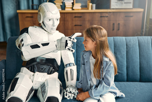 Obraz na plátně Housewife Robot Helping at home