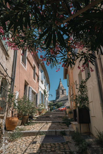 View of an alley in the south of France © josucarlos4