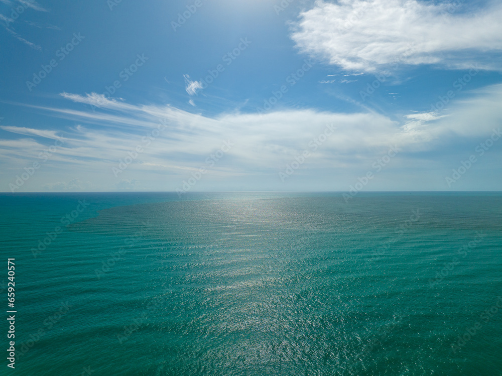 Obraz premium Beautiful seacoast view at open sea in summer season,Nature Environment and Travel background,Amazing sea ocean background