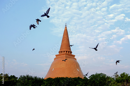 Phra Pathom Chedi (Big pagoda), Nakhon Pathom,Thailand