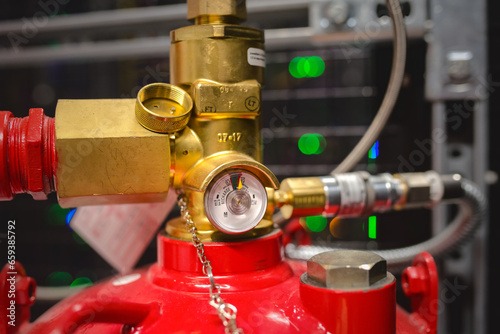 Clean agent fire suppression system used in data centers, backup battery rooms, electrical rooms (under 400 volts), sub-floors or tape storage libraries.