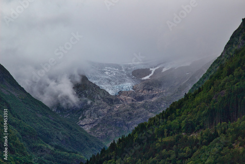 Gletscher im Nebel