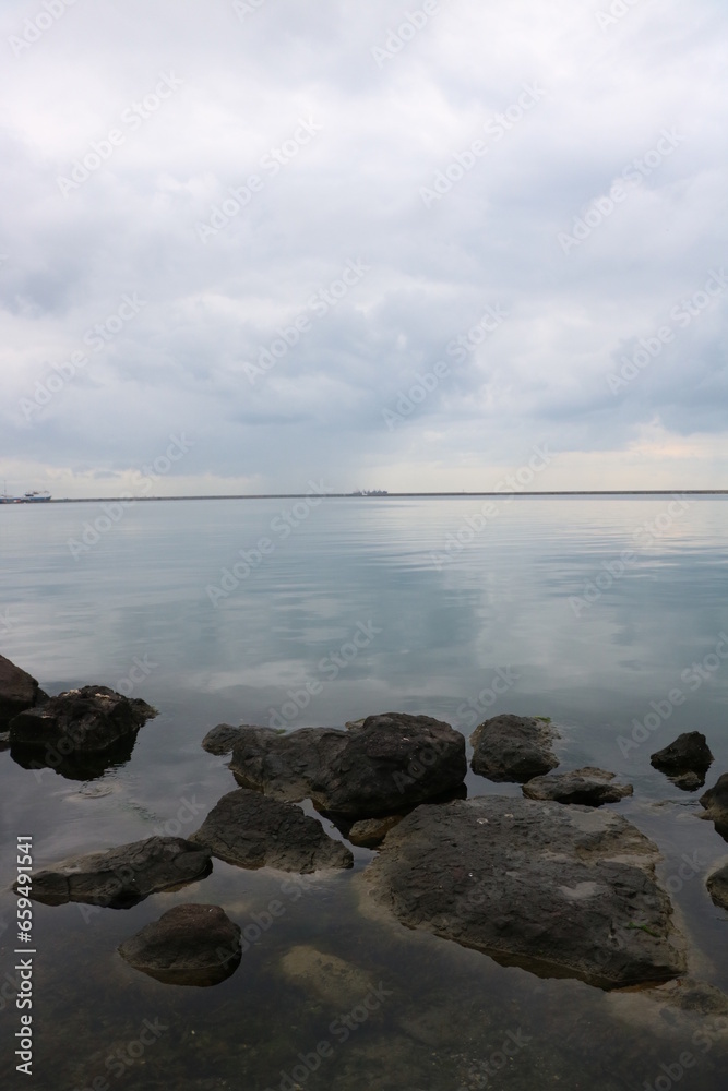 Fototapeta premium the sea and the sky