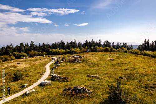 Obraz na płótnie Wunderschöne Herbstwanderung durch das Fichtelgebirge im oberfränkischen Bischofsgrün - Bayern - Deutschland w salonie