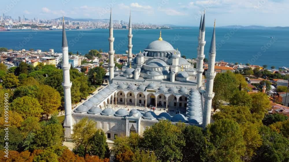 Hagia Sophia and Blue Mosque in Sultanahmet district of Istanbul ...