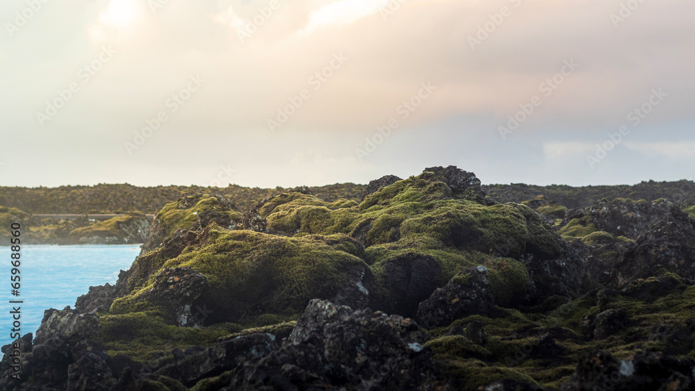Naklejka premium sunset in the Icelandic countryside