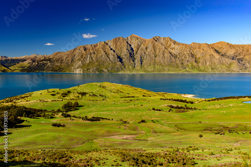Lake Wanak in South Island, New Zealand