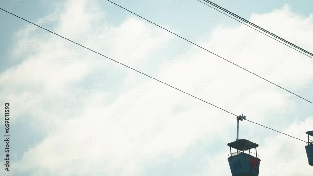 Close view of the Cable Car of the San Diego Zoo.