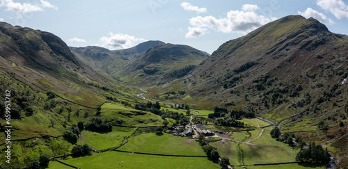 фотографія Seathwaite Fell and Base Brown