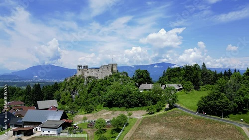 Drohnenflug über die Burgarena Finkenstein in Nähe des Faaker Sees bei Villach in Kärnten photo