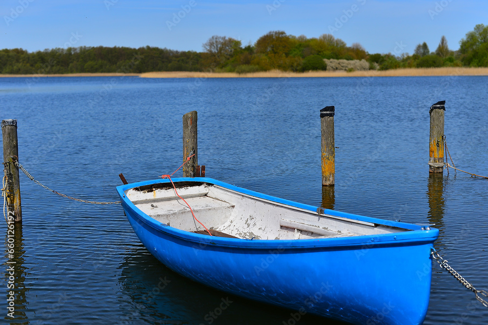 Obraz premium Blue Boat