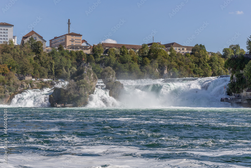 Obraz premium Der Rheinfall bei Schaffhausen in der Schweiz