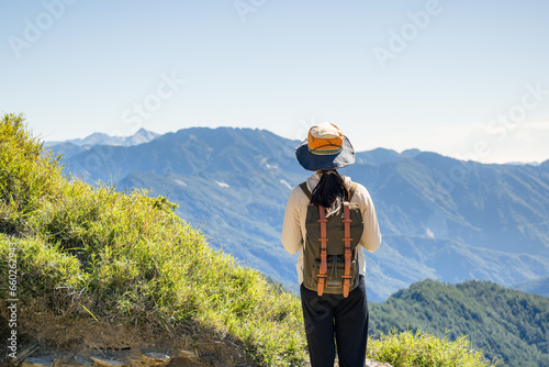 Traveller women on the mountain