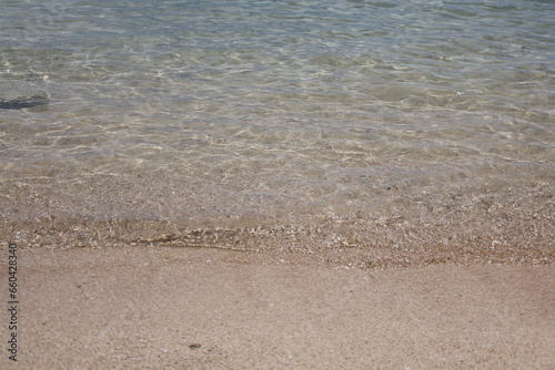 日本の沖縄、宮古島の白い砂浜と海岸