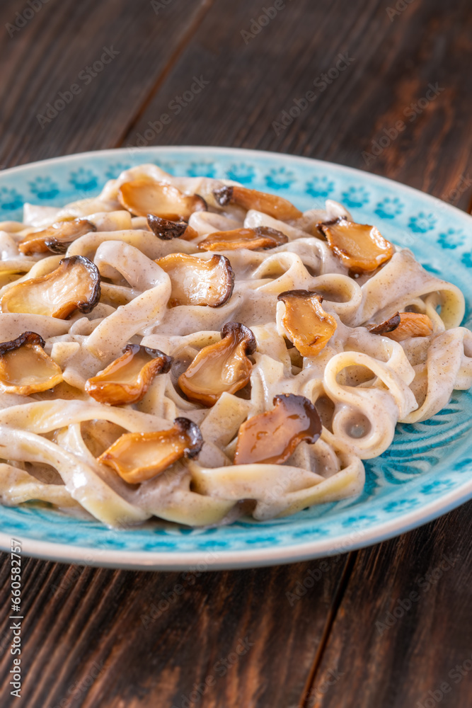 Creamy Tagliatelle and Mushrooms