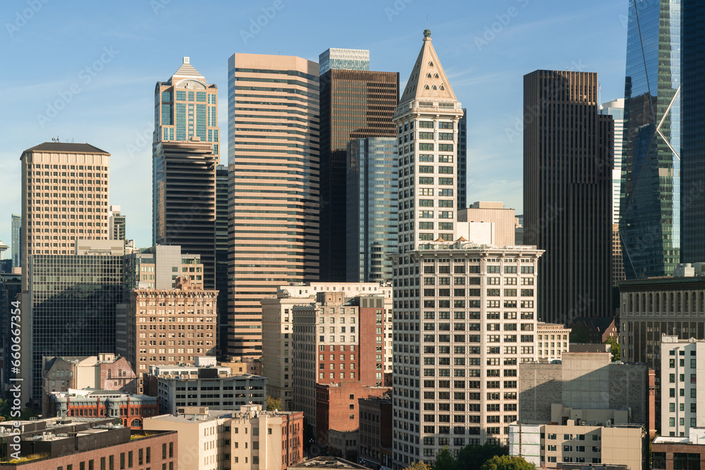 Obraz premium Seattle aerial skyline panorama of downtown skyscrapers at sunrise, Washington USA.