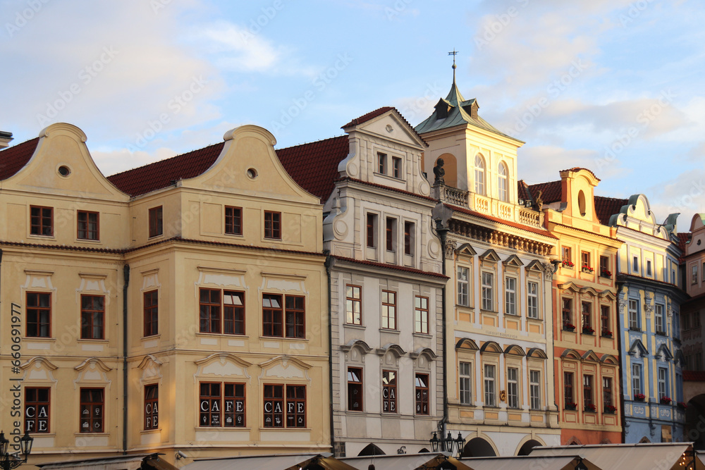 HISTORICAL BUILDINGS IN PRAGUE