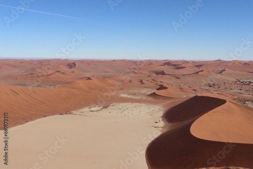 Fototapeta Naklejka Na Ścianę i Meble -  Sossusvlei salt pan