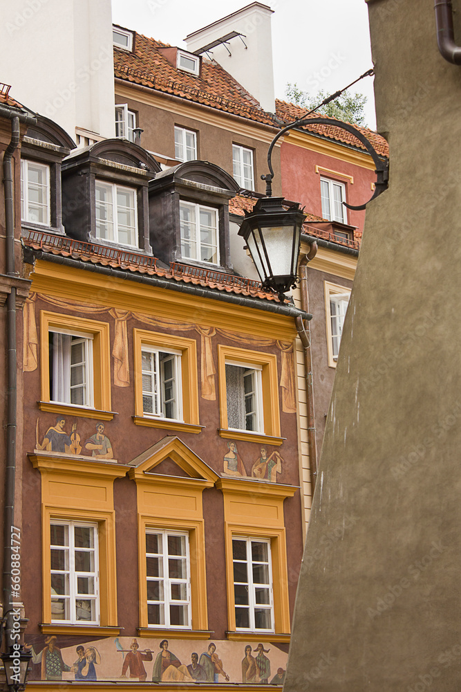 Fototapeta premium old house in the historic centre in Warsaw, Poland
