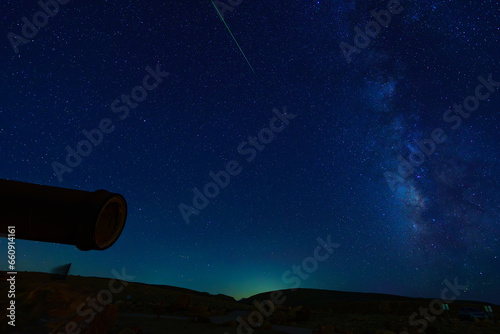 Obraz na płótnie Starry night, the milky way, perseid meteor, Negev Desert w salonie