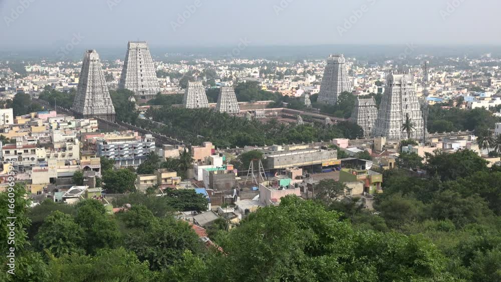 Hindu temple in Tiruvannamalai, religion and architecture in India Hindu temple in Tiruvannamalai, religion and architecture in India