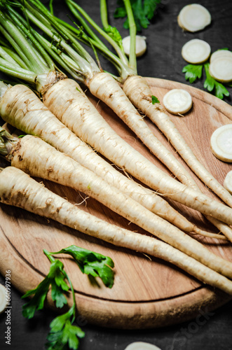 Fresh parsley root .