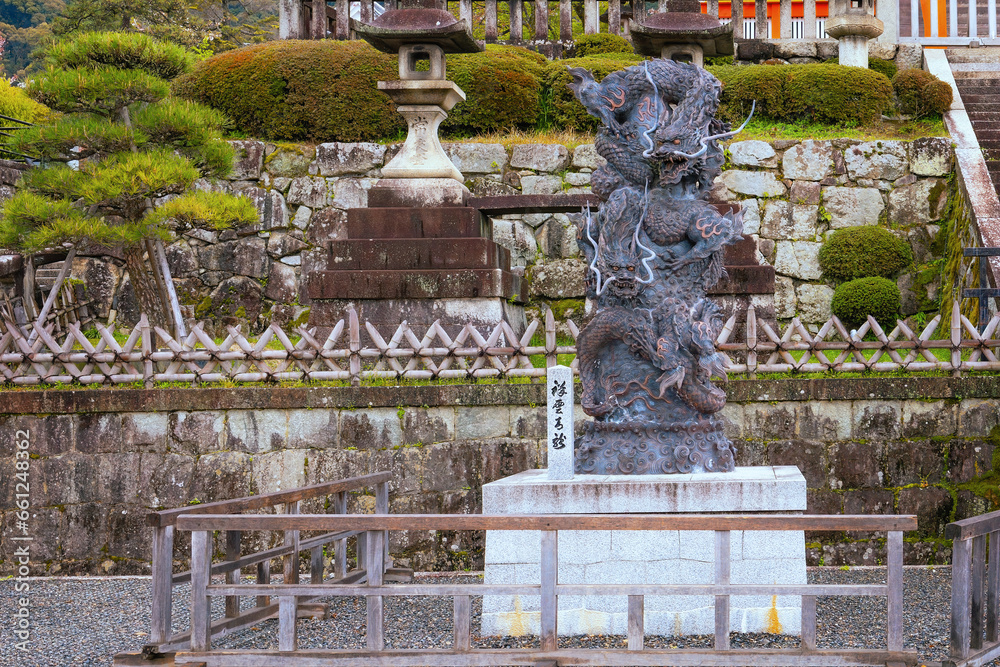 Obraz premium Kiyomizu-dera in Kyoto, japan is a Buddhist temple located in eastern Kyoto. it is a part of the Historic Monuments of Ancient Kyoto UNESCO World Heritage Site 