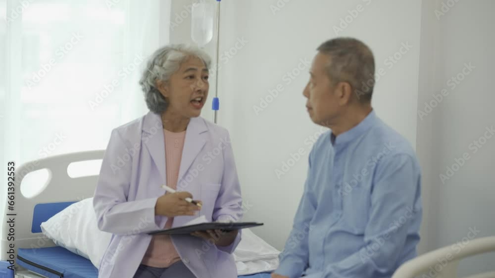 A female doctor is giving advice to an elderly man in the waiting room. Relaxed atmosphere Concept of health care, mental health A female doctor is giving advice to an elderly man in the waiting room. Relaxed atmosphere Concept of health care, mental health