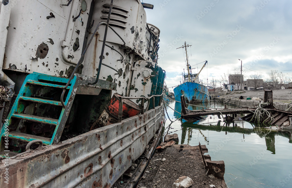 old ship ran aground in Ukraine