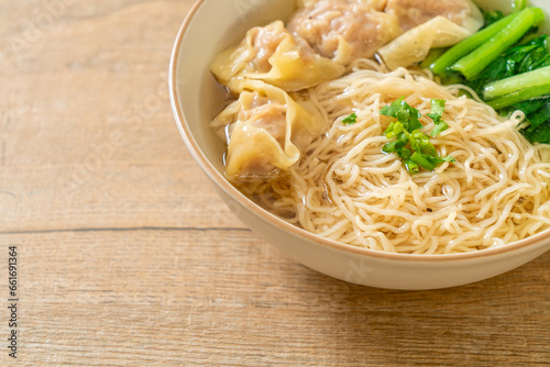 egg noodles with pork wonton soup or pork dumplings soup and vegetable