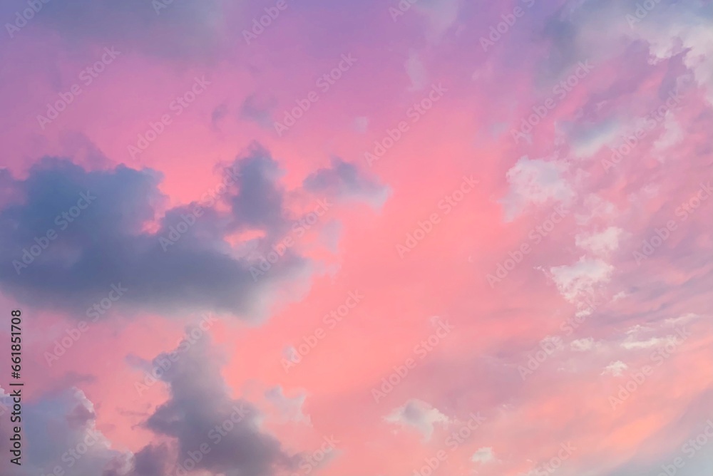 Obraz premium Evening sky with pink clouds