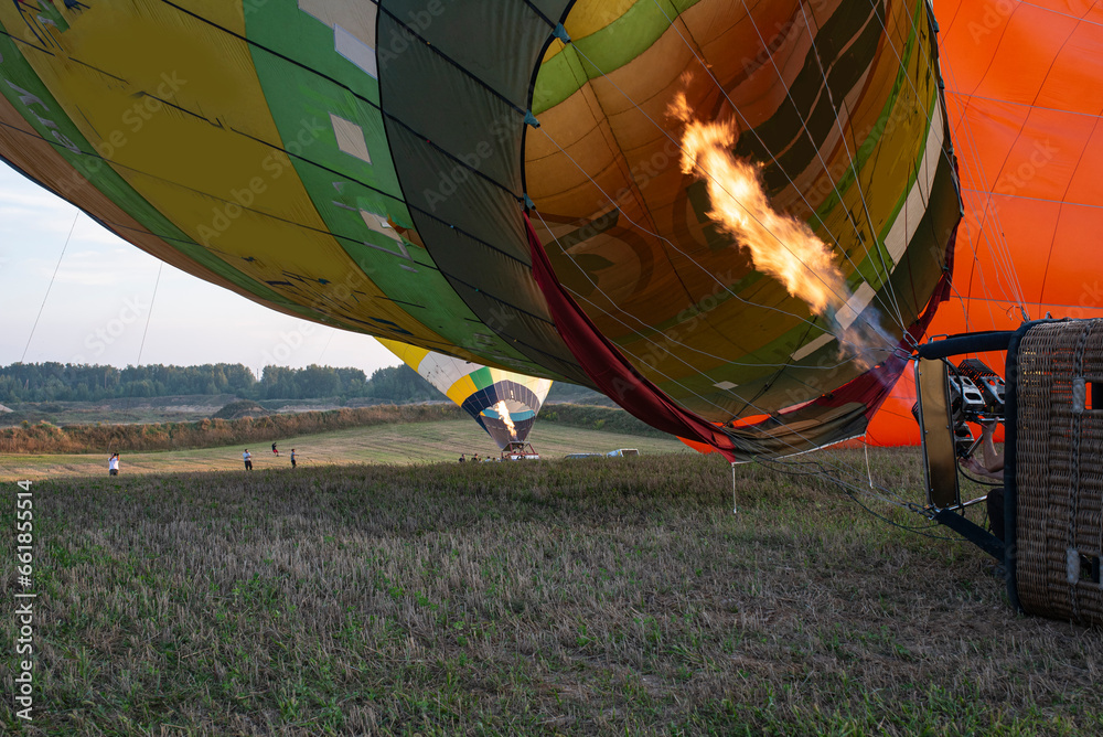 Obraz premium View of the inside of the balloon with fire