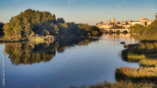 Douro river and the city of Zamora in background, Zamora, Castile Leon, Spain