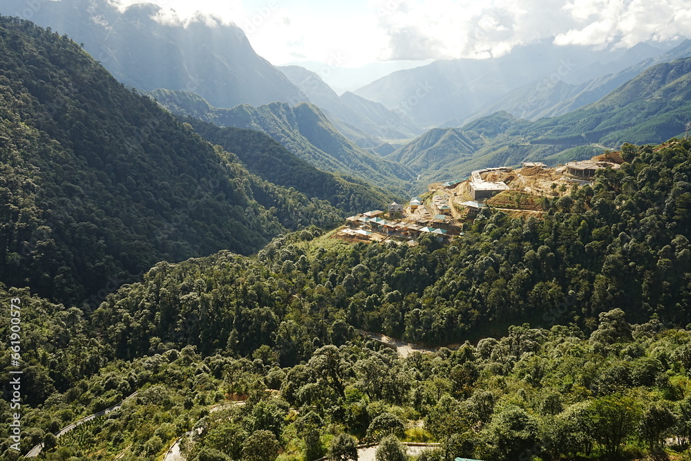 Fototapeta premium mountain path in Sapa, Vietnam - ベトナム サパ 山道